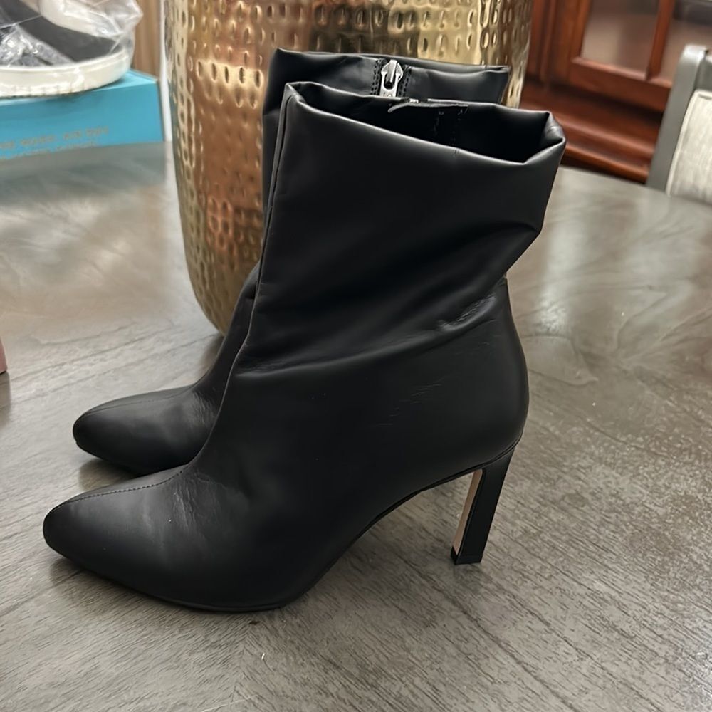 Franco Sarto A-Calliebty Booties - Picture 5 of 9
